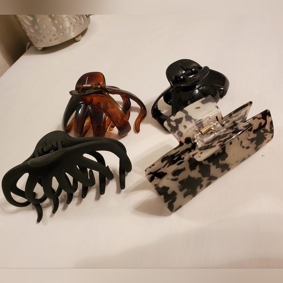 4 Hair Claw Clips - Picture 2 of 10